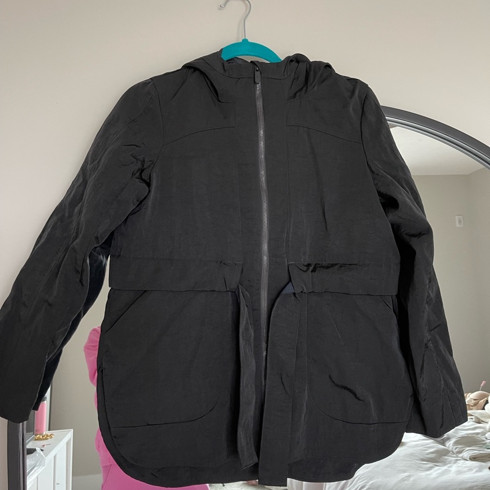 Lululemon black jacket